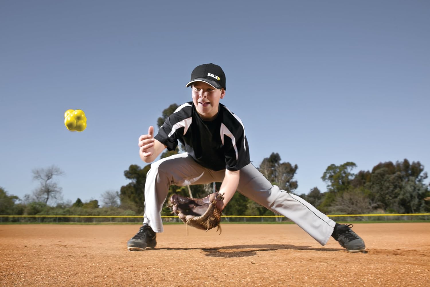 SKLZ Reaction Ball -Baseball and Softball Reflex and Agility Trainer - Image 3