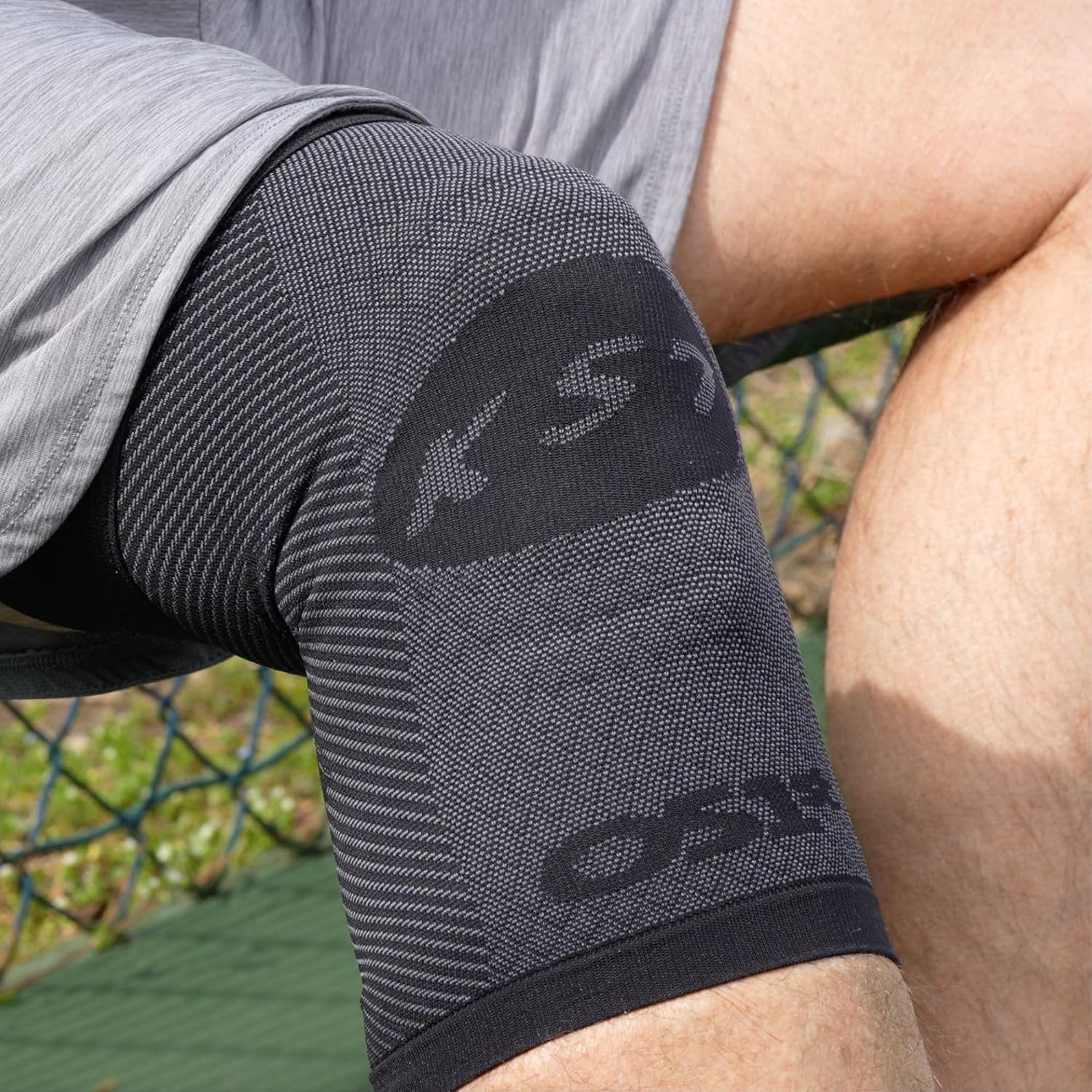 OrthoSleeve Compression Knee Brace, Knee Sleeve for ACL, MCL, Injury Recovery, Meniscus Tear, Pain, Aching Knees, Patellar Tendonitis & Arthritis Pain - Image 7